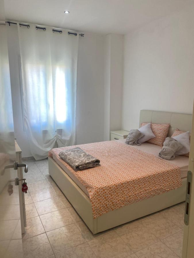 La Casa Del Giglio Hotel Albenga Kültér fotó