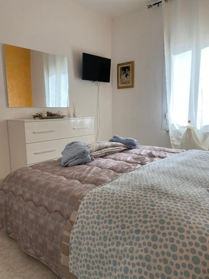 La Casa Del Giglio Hotel Albenga Kültér fotó